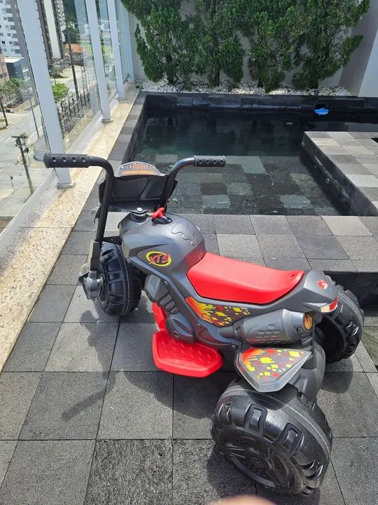 Motoca Moto elétrica Infantil XT3 Titanium Bandeirantes - Foto 5