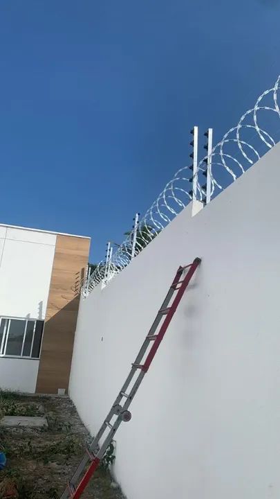 Cerca Elétrica para Segurança Residencial, cerca Concertina, câmera de Segurança confira  - Foto 5