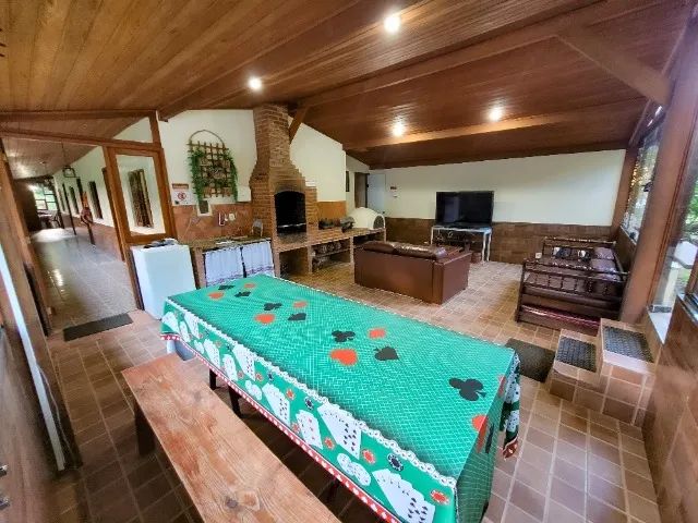 Linda casa em Lumiar com 4 suítes e rio pra banho nos fundos (1 km da praça) - Foto 5