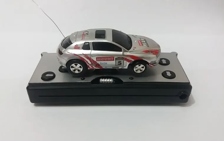 Mini Carro Lata Controle Remoto Carrinho Rc Brinquedo Cone - Foto 3