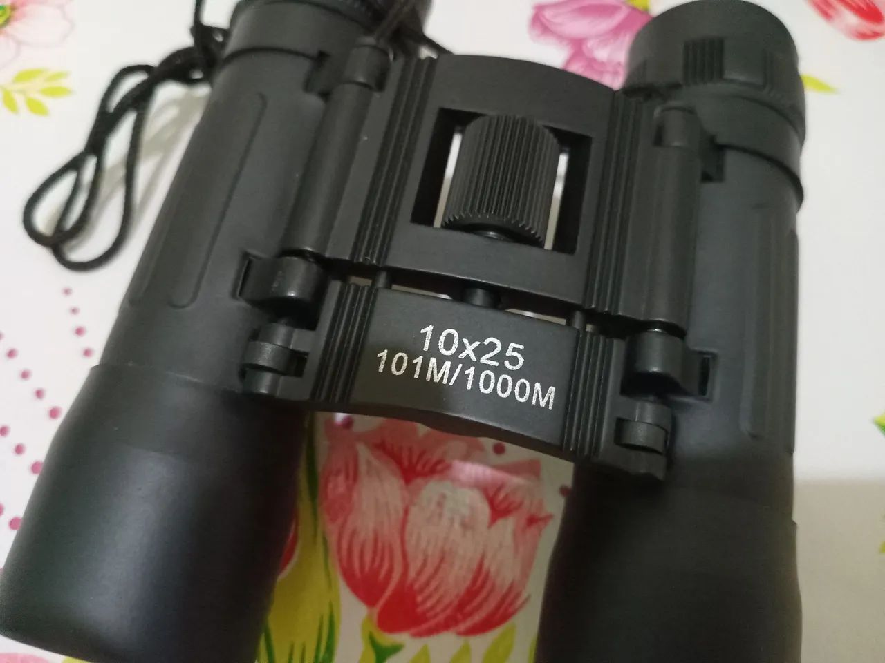 Excelente binoculo 10 X 25 importado produto novo  - Foto 2