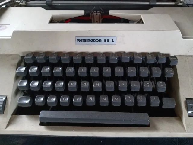  Máquina de Escrever  - Foto 4