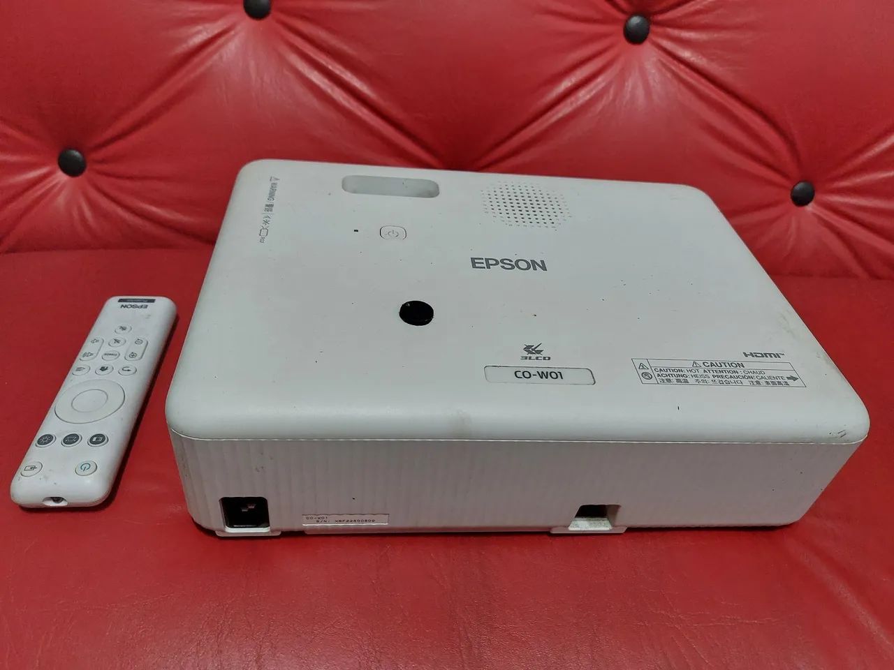 Vendo projetor Epson CO W01 modelo ha86a