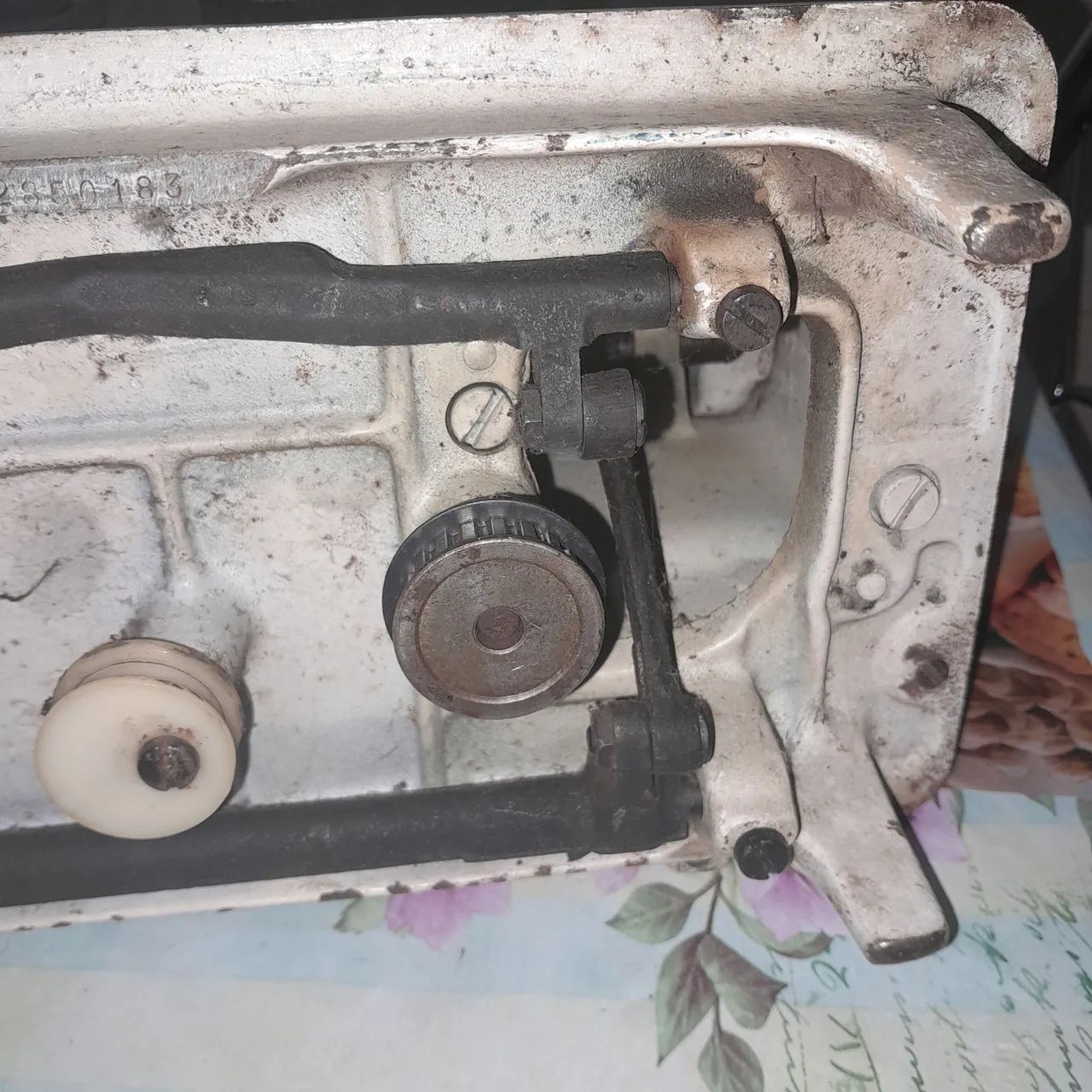 SINGER BOBINA MÁGICA PRA RETIRAR PEÇAS OU CONCERTAR 200 REAIS  - Foto 4