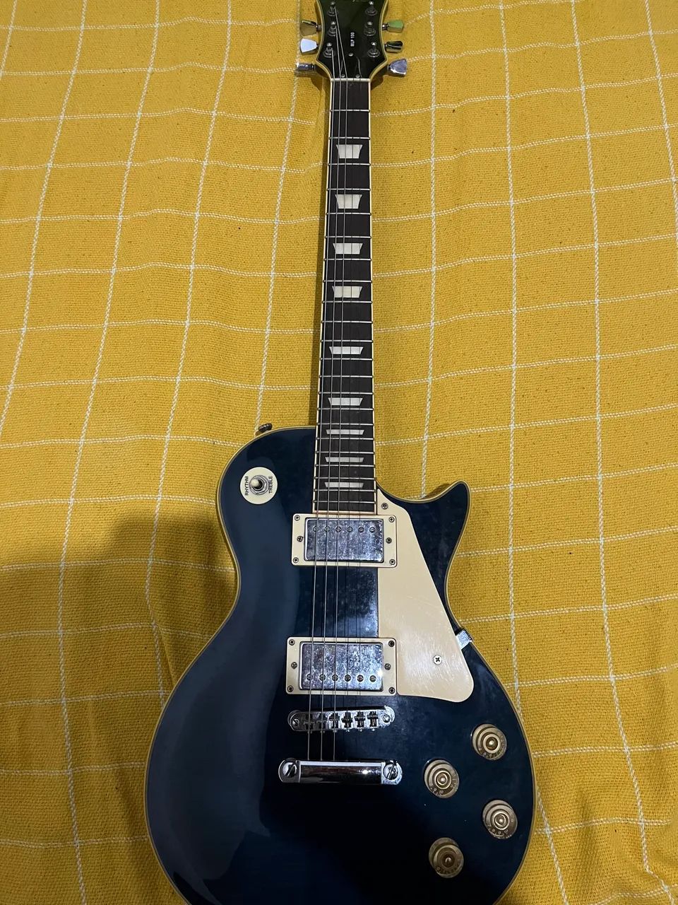 Guitarra64298714595714120