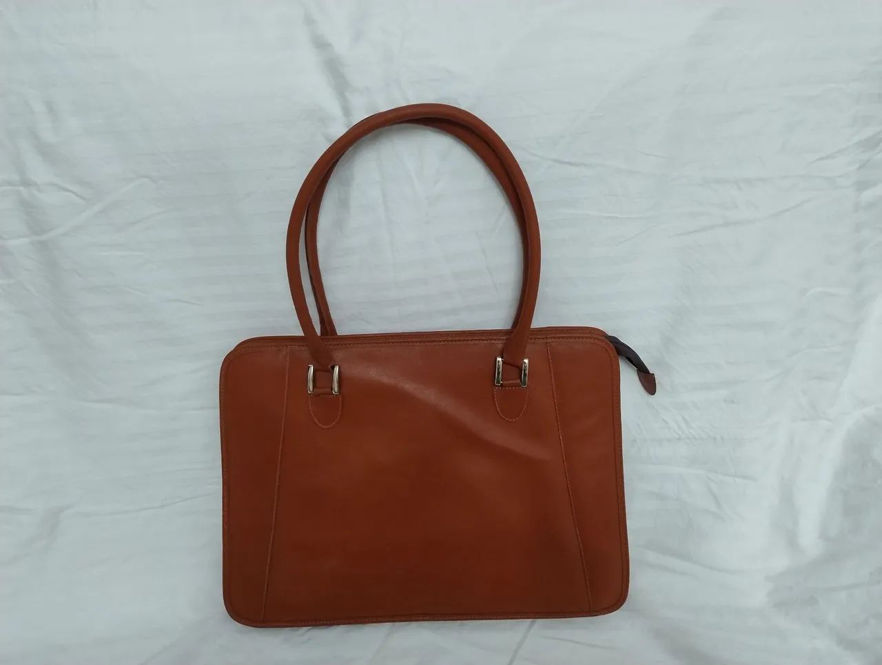 Bolsa de Ombro Marrom em Couro - Foto 2