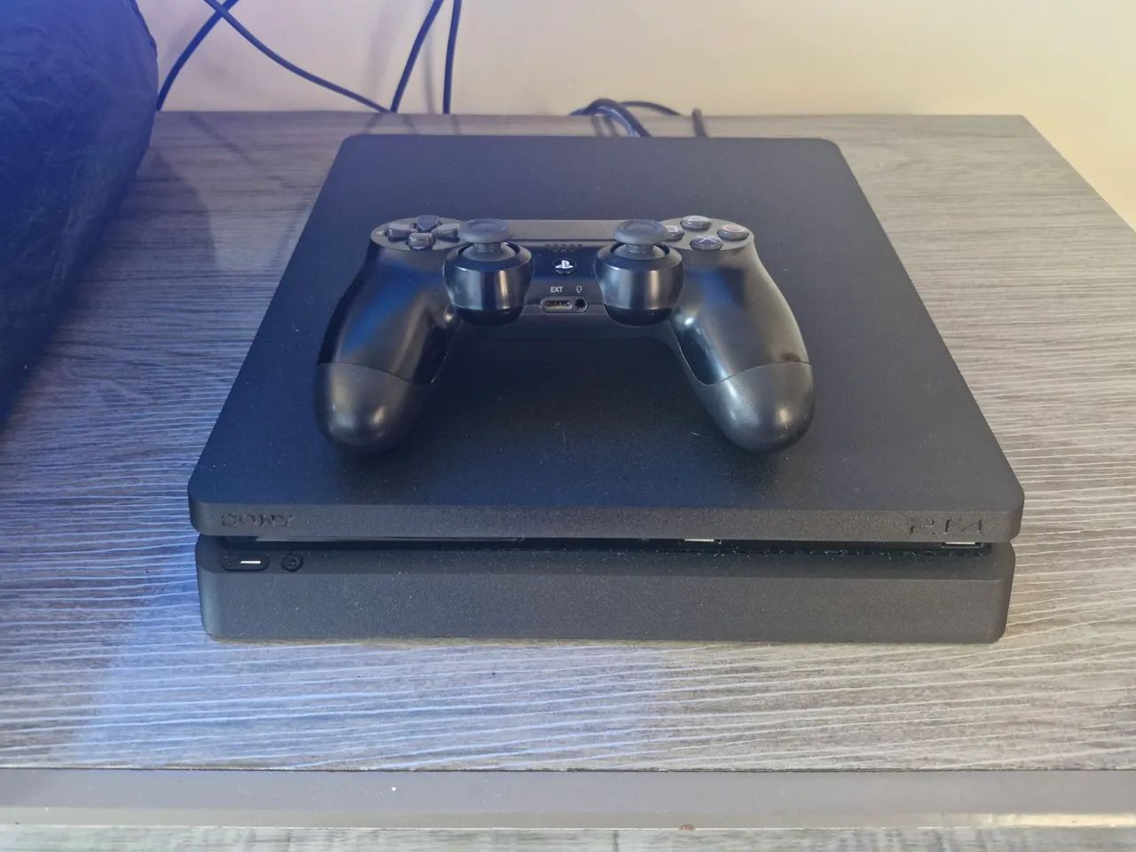 Ps4 slim caixa todos acessórios  - Foto 3
