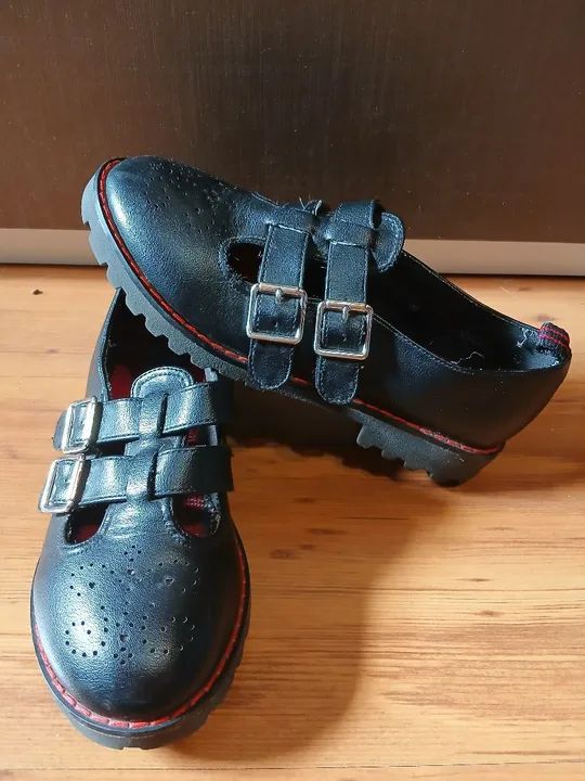 Sapato tipo boneca com fivela - Foto 2