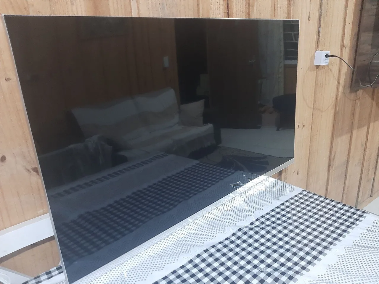SMART TV - Tela Plana, Impecável