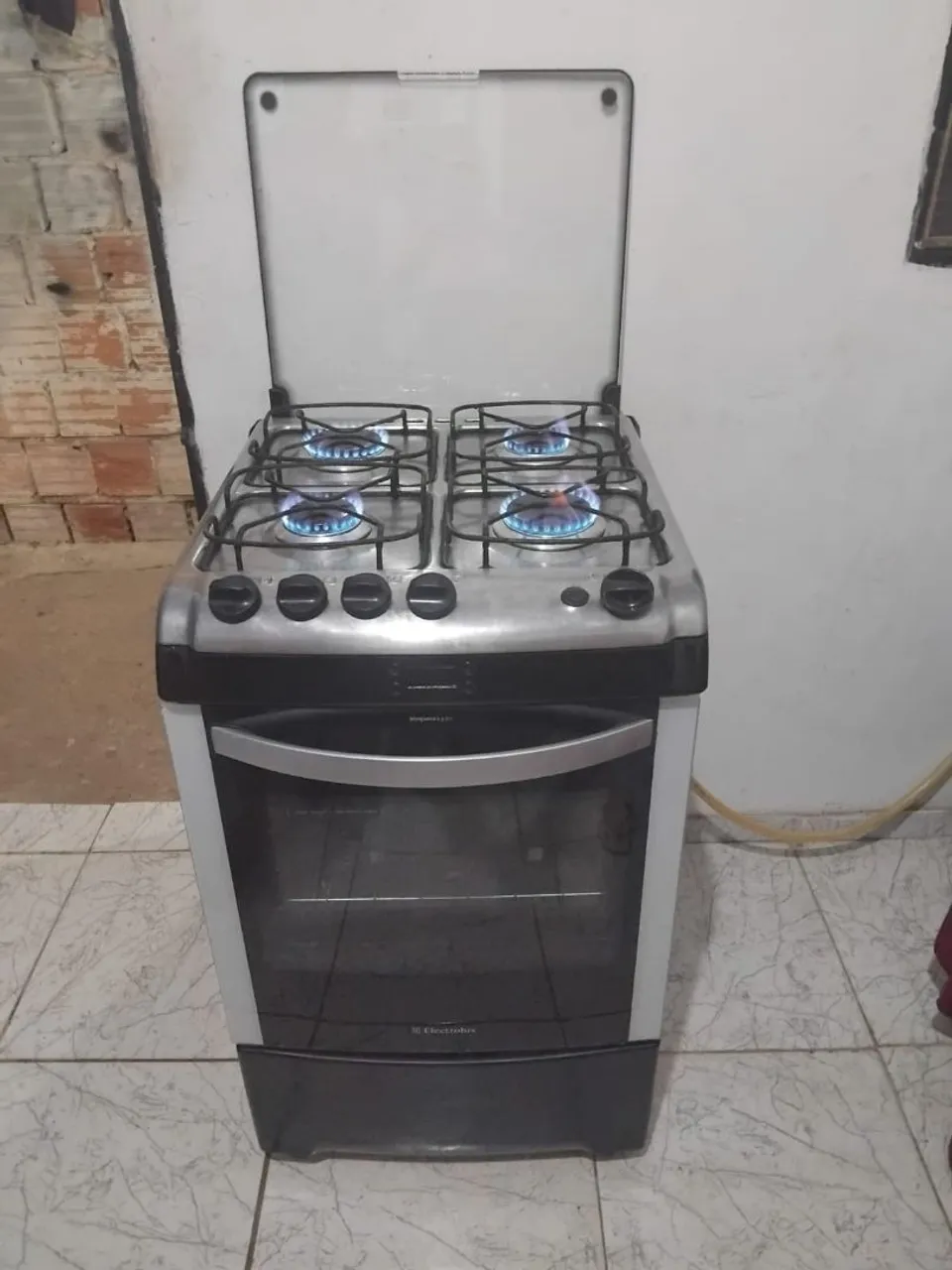 Fogão 4 Bocas Electrolux com Acendimento valor 350 reais faço entrega aceito Pix