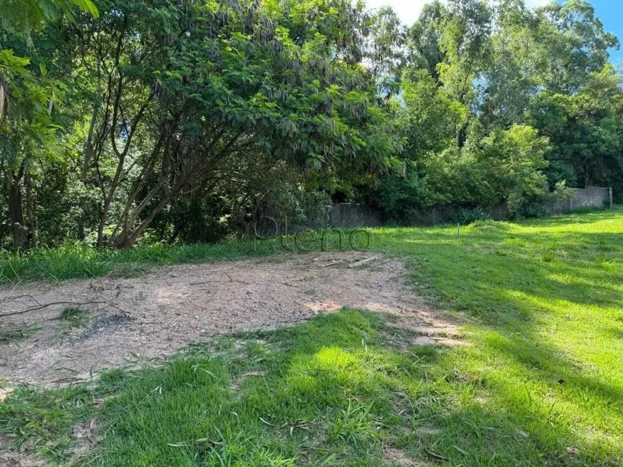 Terreno à venda com 921 m² no Condomínio Vinhas da Vista Alegre  Café, Vinhedo.