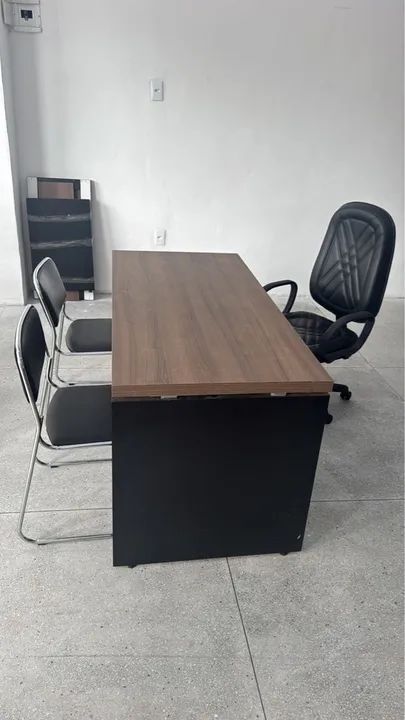 Mesa 1,50 sem gaveta 