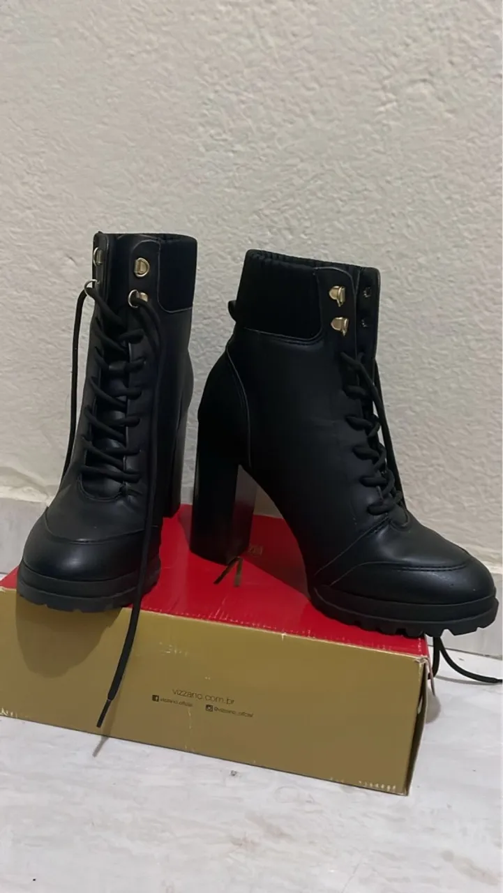 Bota Feminina Salto Alto Preta Vizzano - Nova