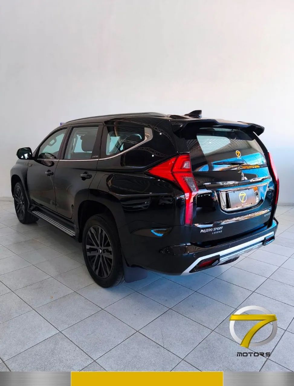 Pajero Sport LEGEND 2024 - Foto 5