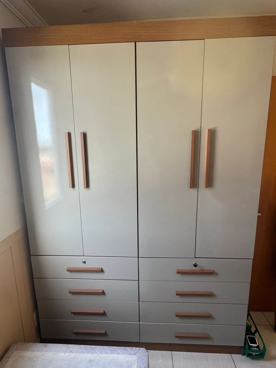 Vendo guarda roupas infantil 