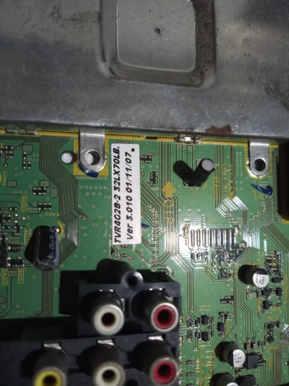 Placa Principal (Main Board) TV TVR4C282.31X70LB Ver. 3.0/1.07 - Usada em Bom Estado - Foto 3