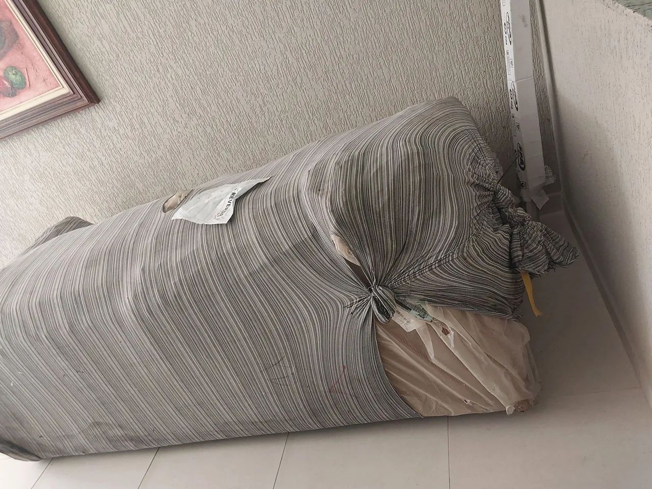 Sofá-Cama 2 Lugares Casal Charle Veludo Bege novo   - Foto 5