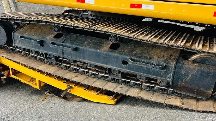 ESCAVADEIRA HIDRÁULICA  - Foto 3