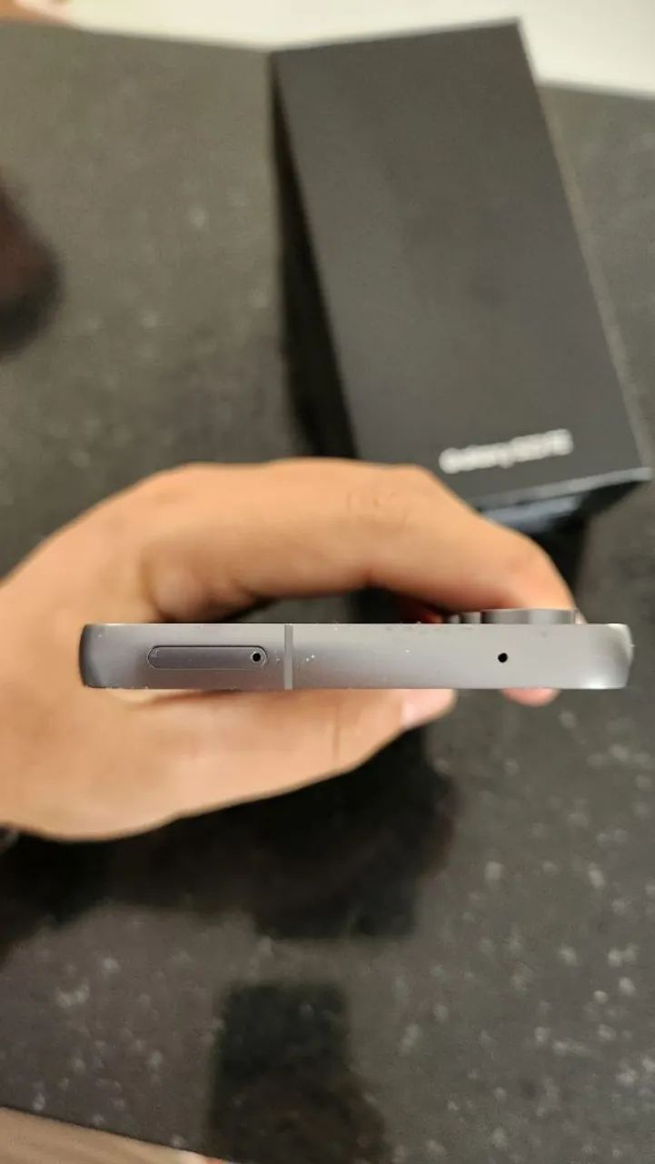 Samsung S23 FE64300603154050124