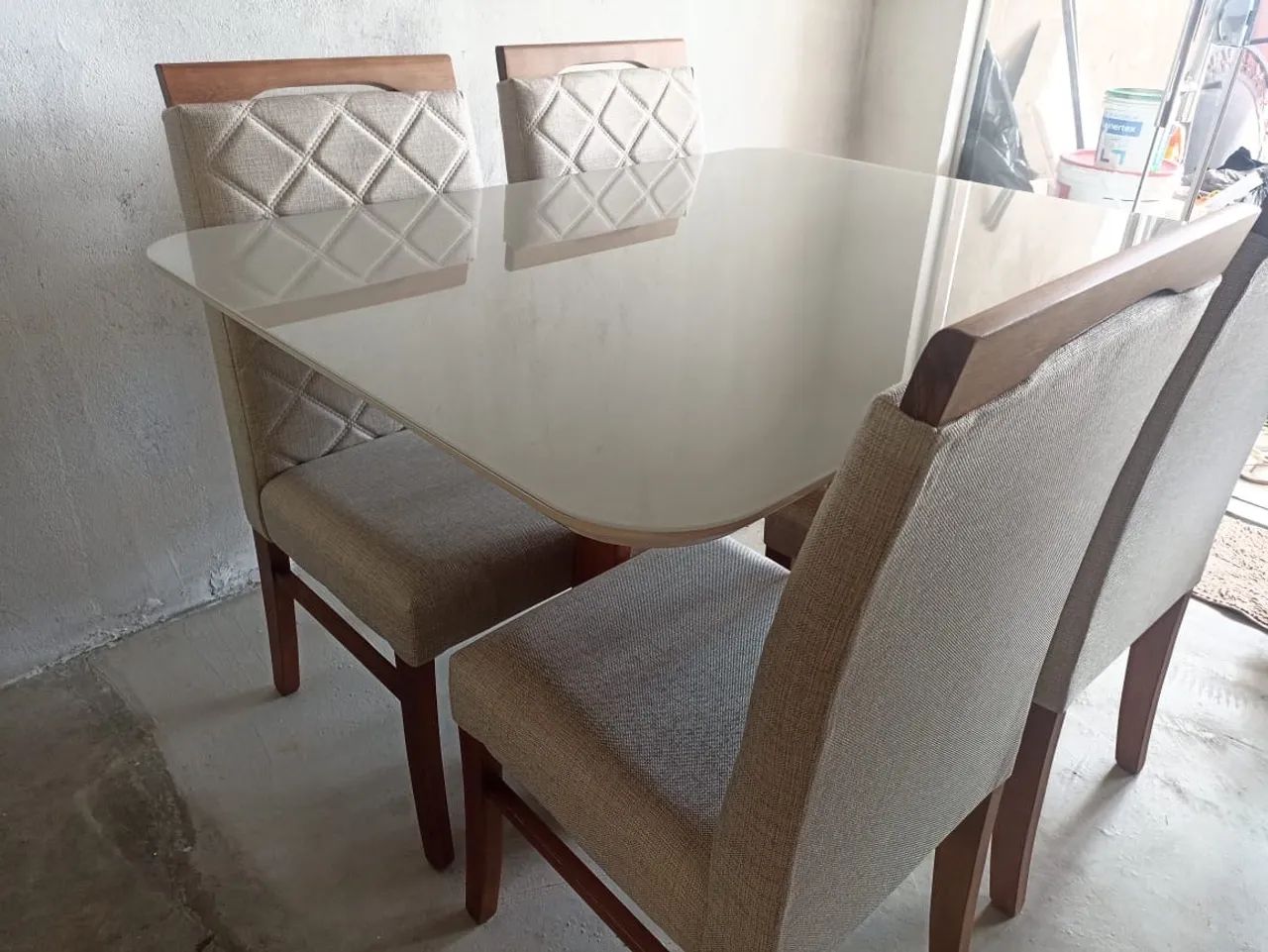 Linda mesa de jantar de madeira  - Foto 2