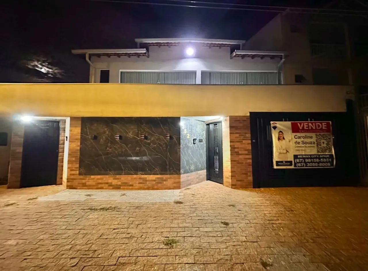 Casa Carandá Bosque em frente à praça