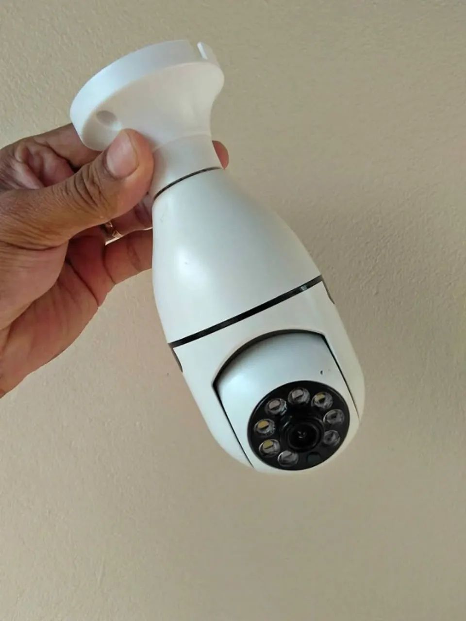 CAMERA LAMPADA WIFI - Foto 2