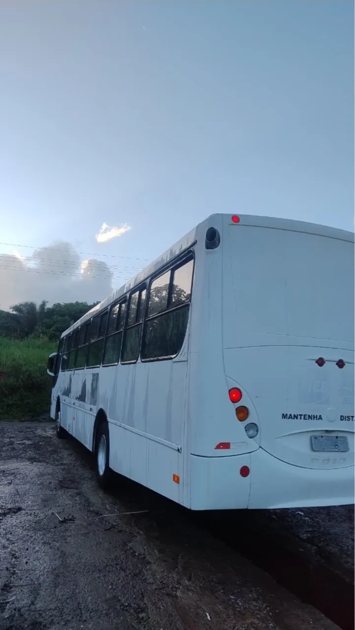 Ônibus caio 2008 11mil rodado