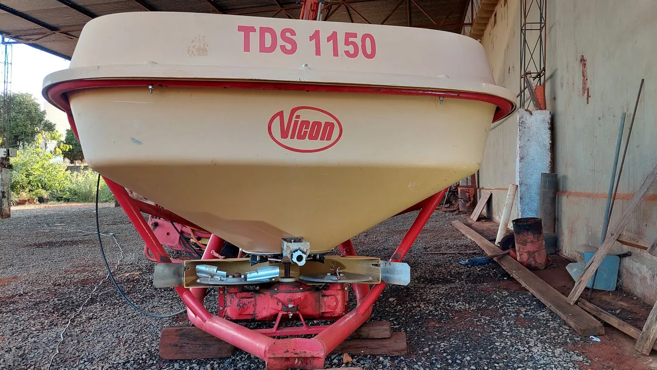 Adubadeira Vicon TDS 1150