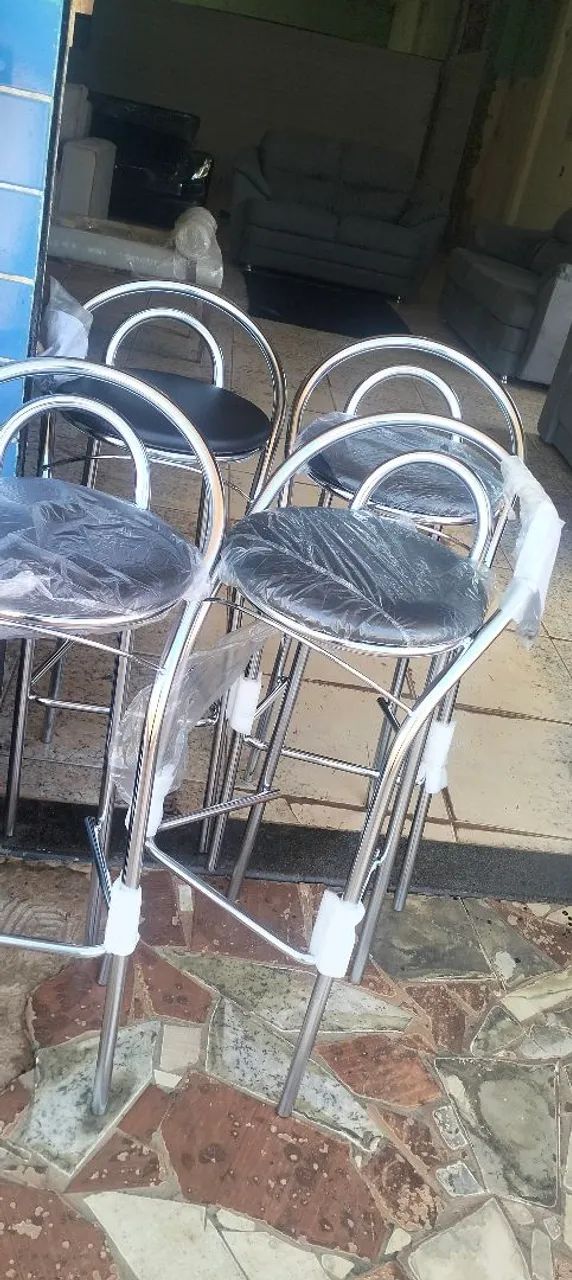 Banquetas Cromadas com Design Moderno - Foto 2