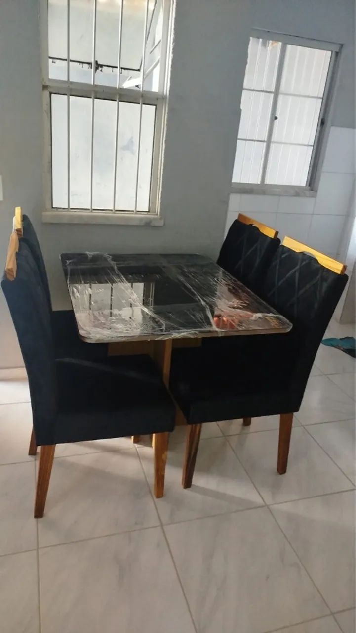 Conjunto Mesa de Jantar com 4 Cadeiras - Foto 4