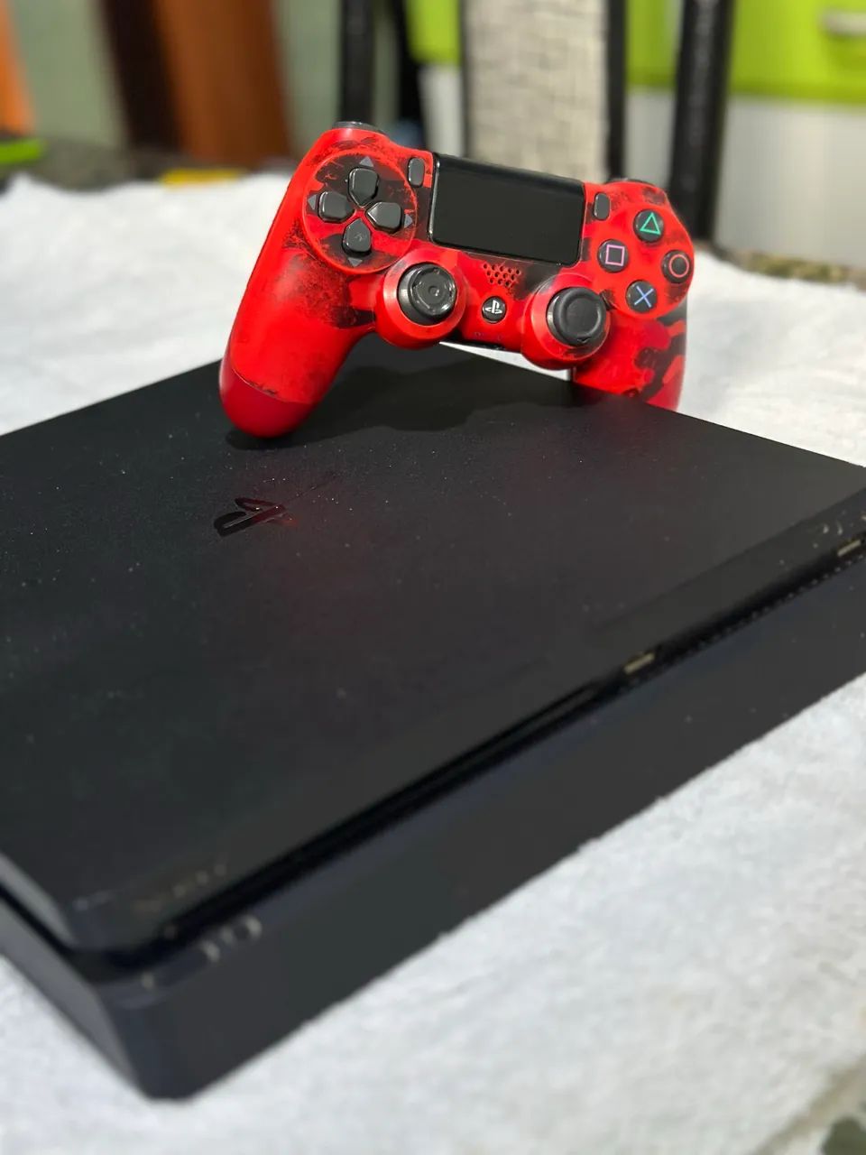 Ps4 slim64313241771521120
