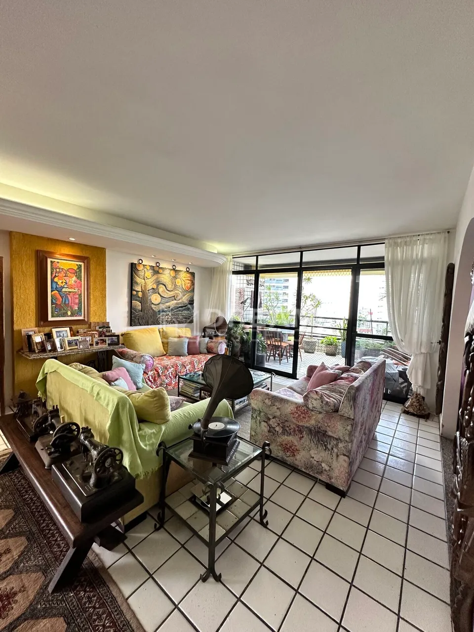 Apartamento para venda tem 220 metros quadrados com 5 quartos em Parnamirim - Recife - PE