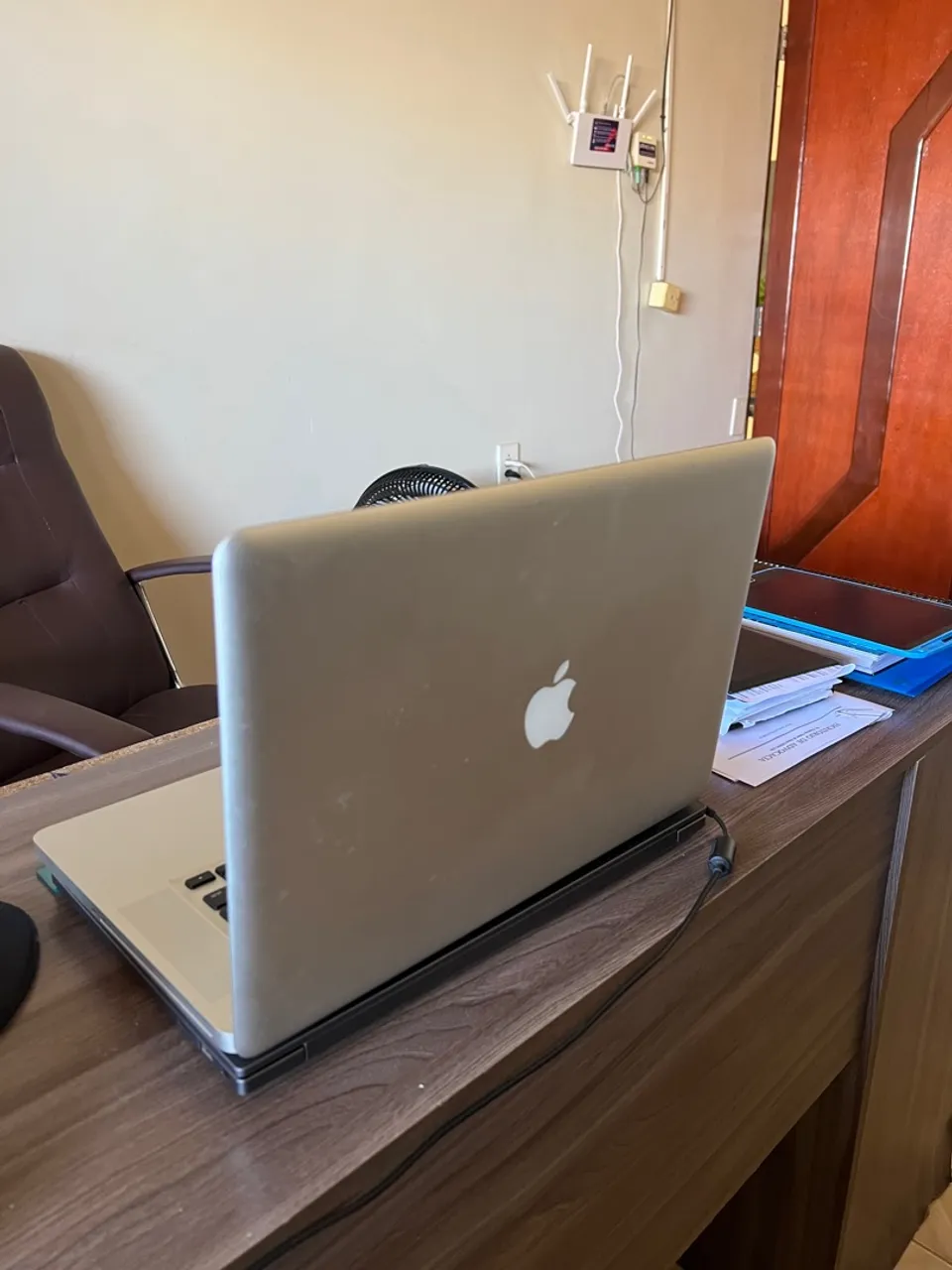 MacBook Apple Pro 2010 tela 15,6 funcionando tudo perfeito