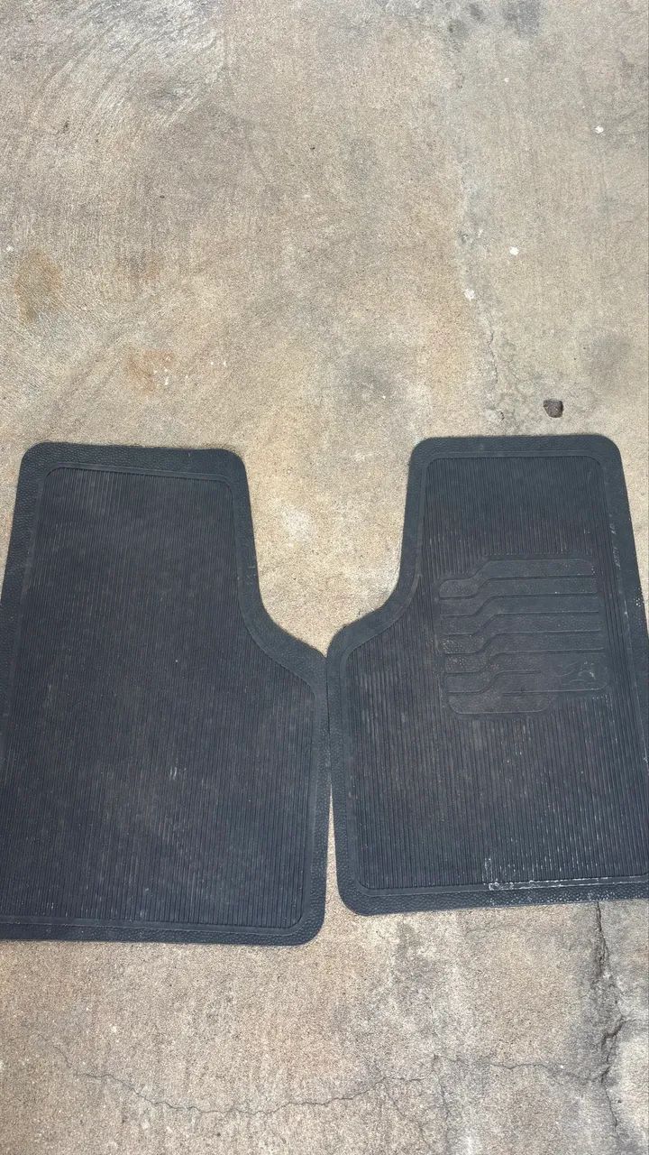 Tapete automotivo universal 64299511376769121