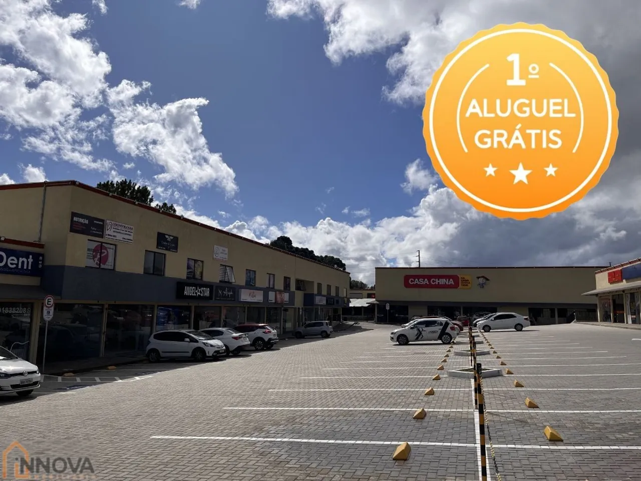 Cjto Comercial/Sala para alugar por R$ 1060.00, 17.43 m2 - SITIO CERCADO - CURITIBA/PR