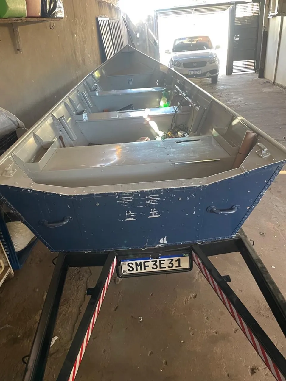 Barco e motor 30hp + carretinha 2025