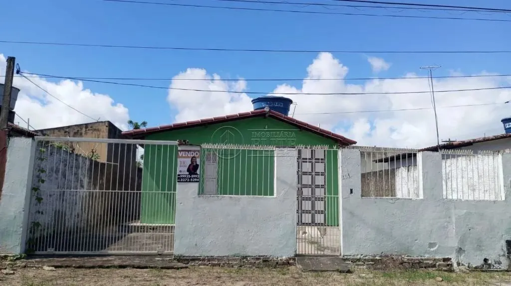 Casa padrão, com 1 quarto à venda no bairro Vida Nova em Parnamirim-RN