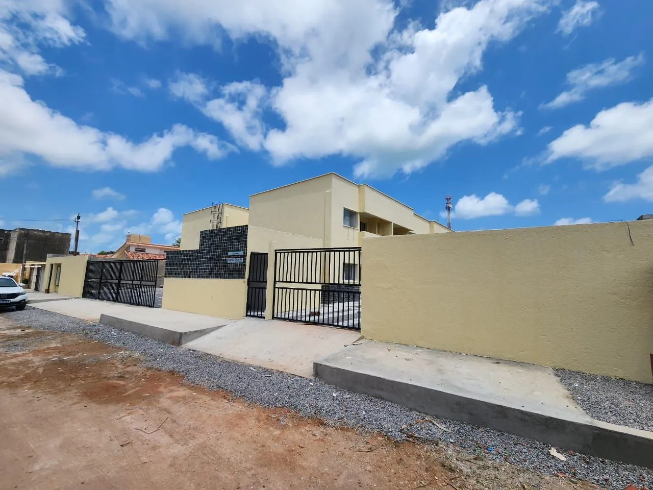 Aluga-se Aconchegante Apartamento em Pau Amarelo