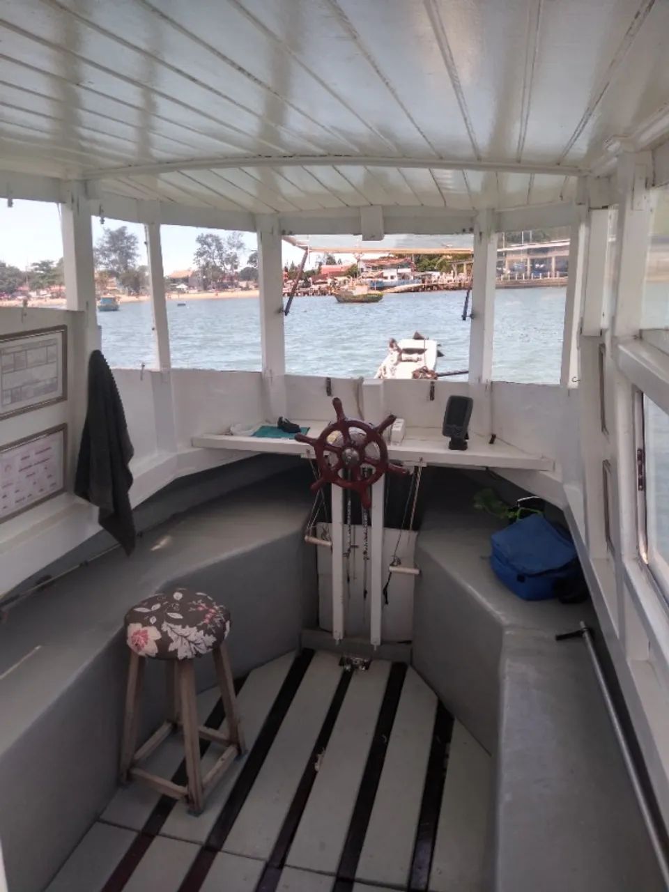 Vendo barco motor B18 casco de fibra - Foto 7