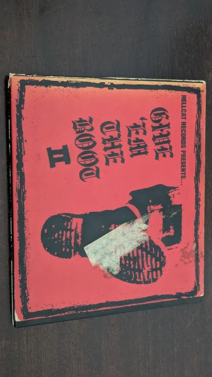 CD Give 'Em The Boot II - Hellcat Records - Importado USA
