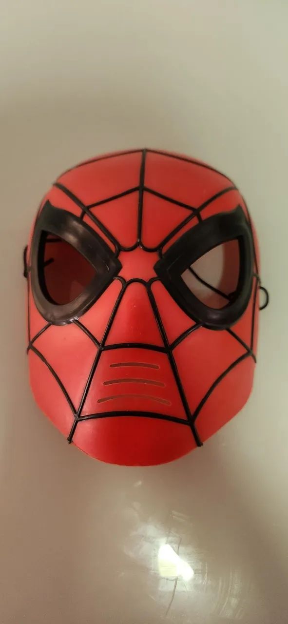 Máscara do homem aranha