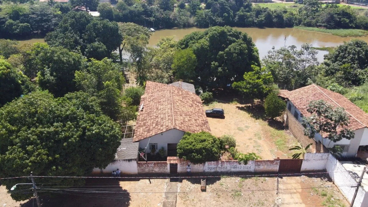 Vende-se Casa com ótima localização em Porto Nacional To