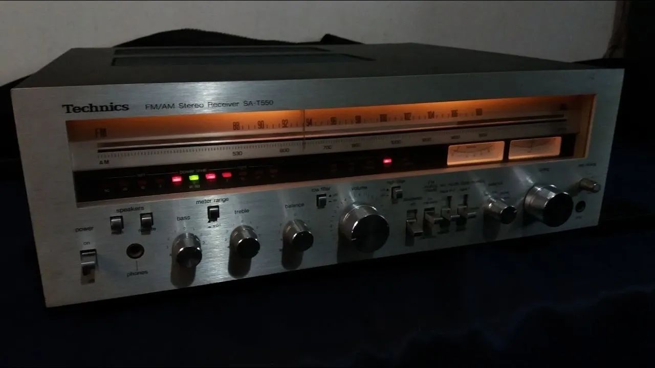 Receiver technics sa-t550 am/fm , divido no cartão 64728254204929121