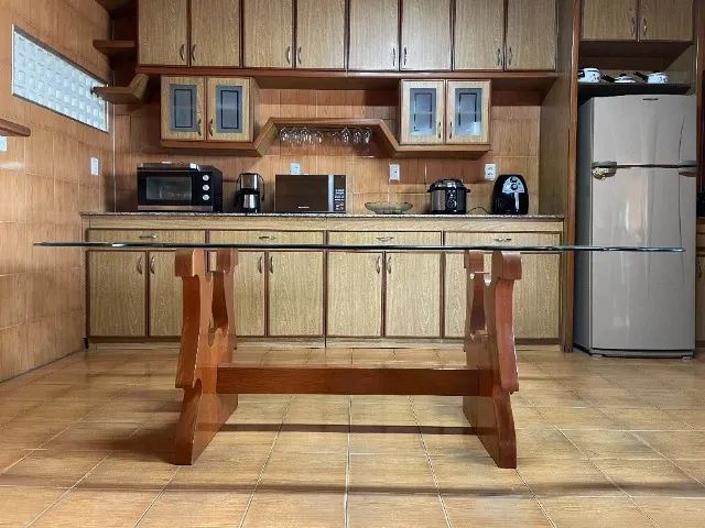 Mesa de Madeira e Vidro com 8 Cadeiras - Foto 2
