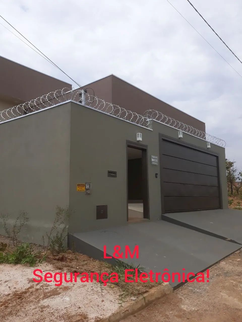 Concertina Dupla clipada, cerca elétricas, motor de portão, câmeras de segurança. - Foto 2