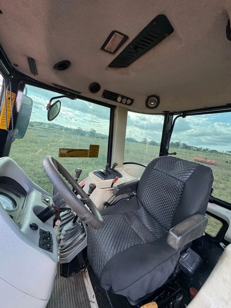 TRATOR MASSEY FERGUSON 4283 ANO:2017 CABINADO  - Foto 5