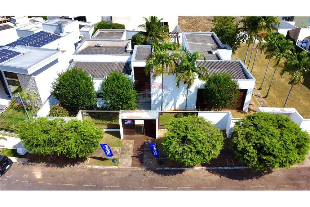 A impressionante casa do Aquarela Brasil.