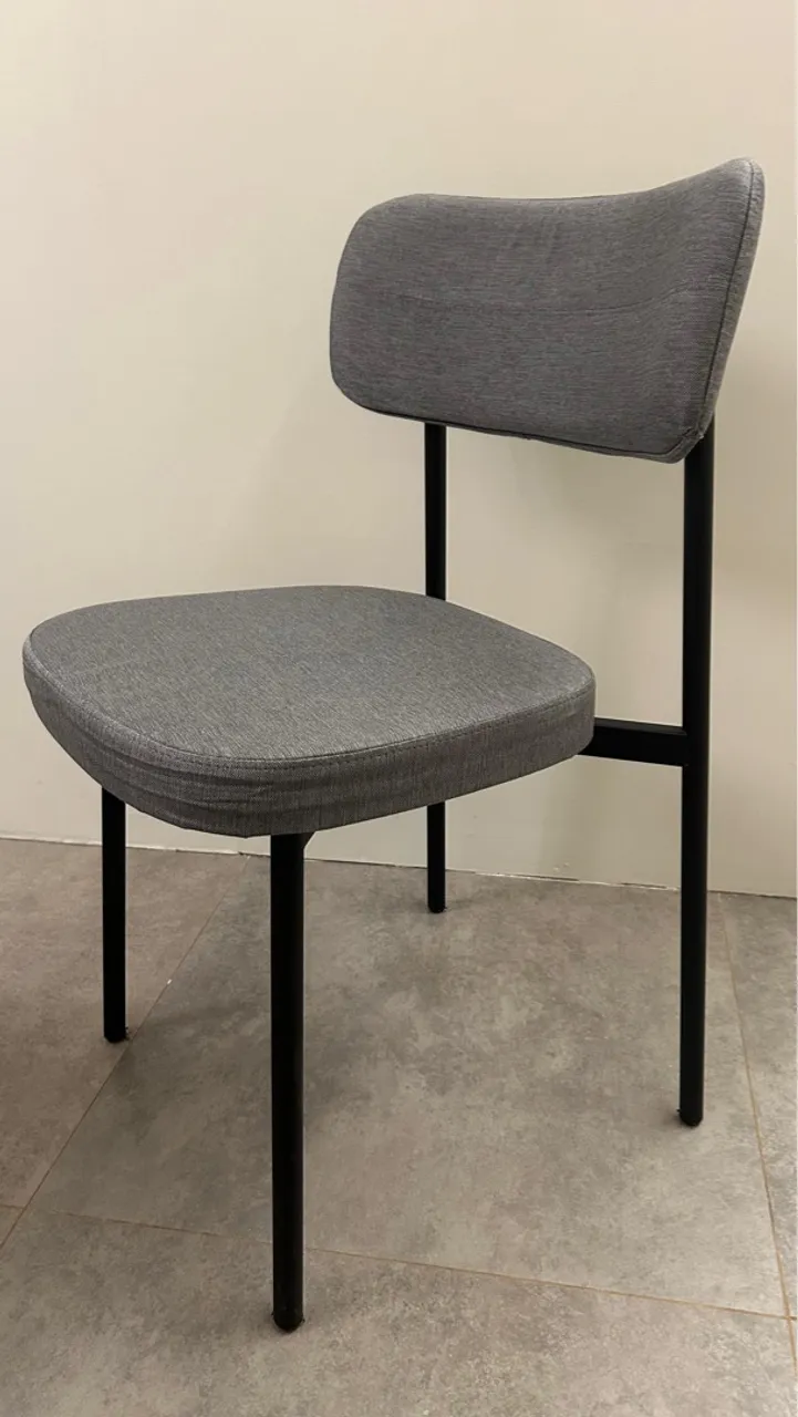 Conjunto 4 cadeiras para Escritório com Design Moderno