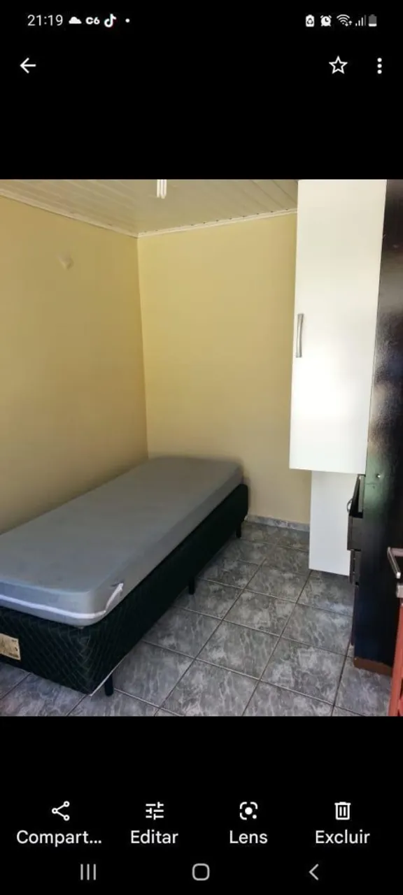 QUARTO NO CENTRO