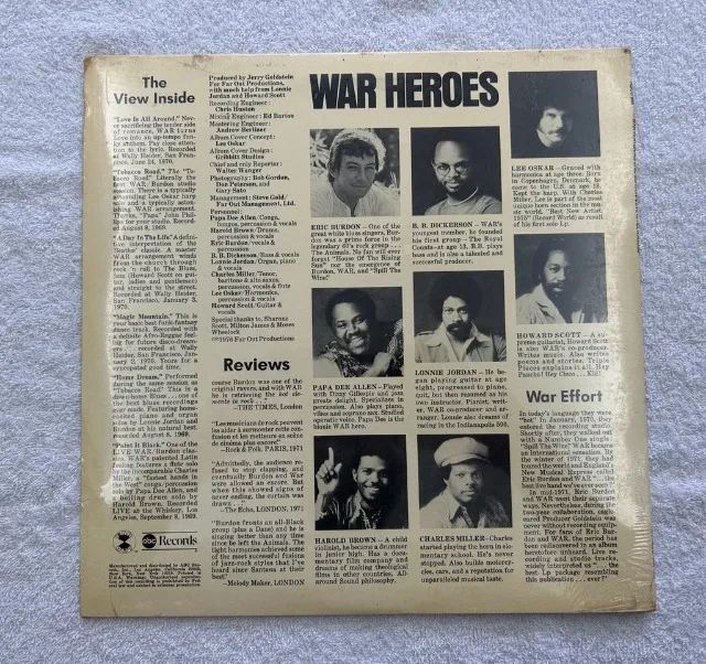 Disco de Vinil War e Eric Burdon - Love Is All Around - de época LACRADO - Foto 2